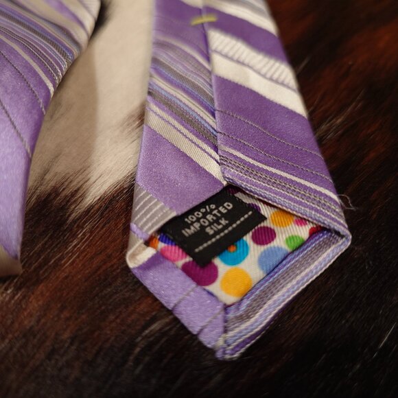 City of London Lavender and Silver Striped Silk Tie - Picture 4 of 4